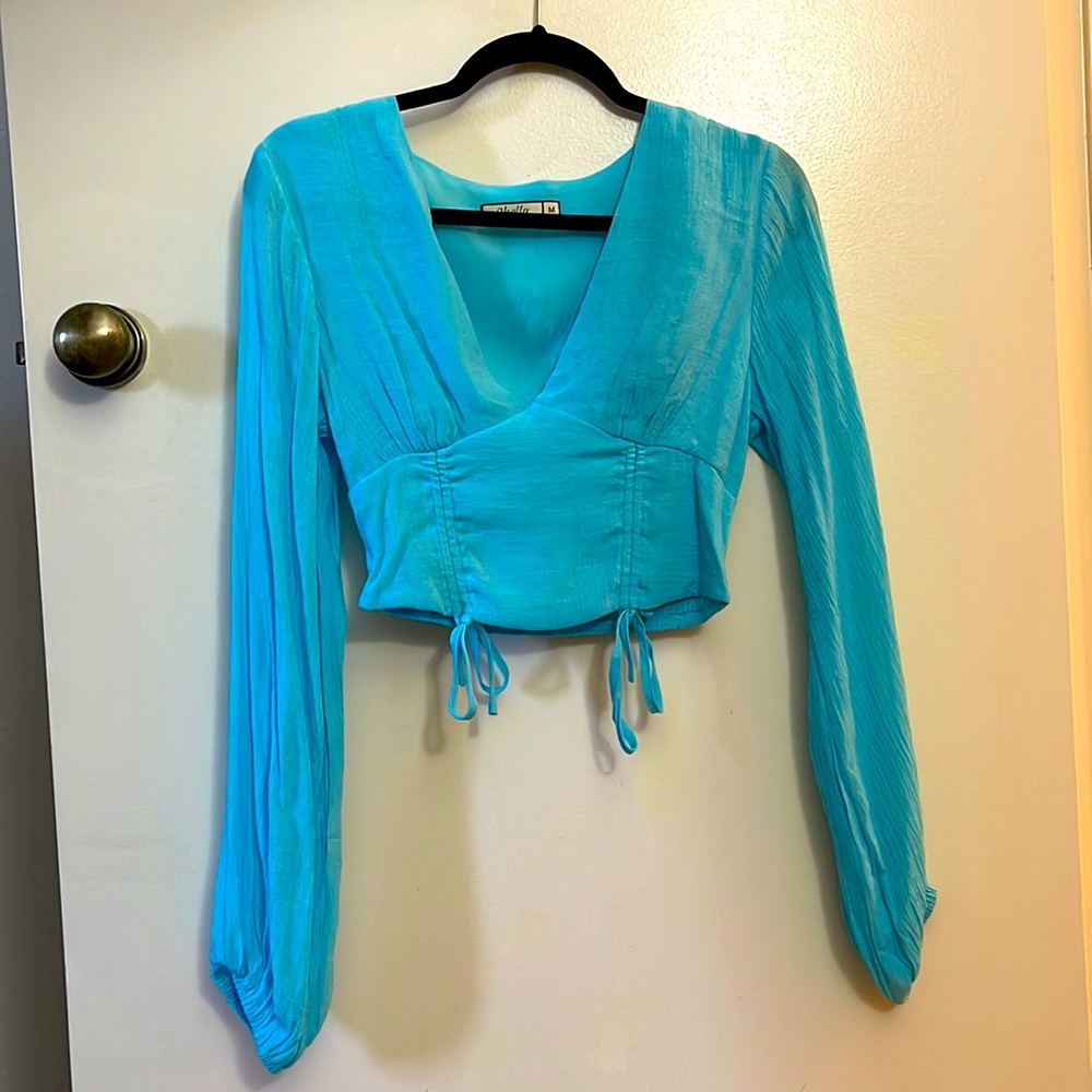 New sky blue crop top